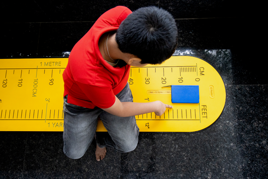 Ruler Bench by PractiSc